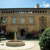 Holspital Reial - Calixto III Square